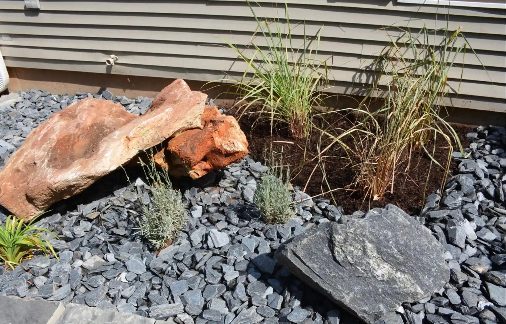 Slate Bed Detail